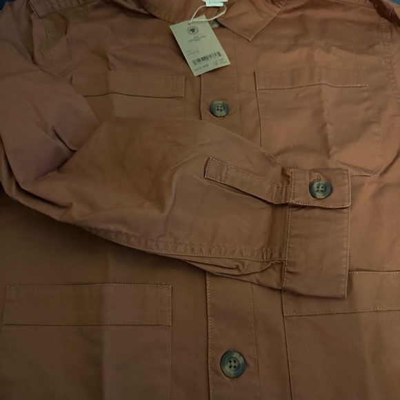 Boys button down dress shirt with 4 pockets - Picture 4 of 4